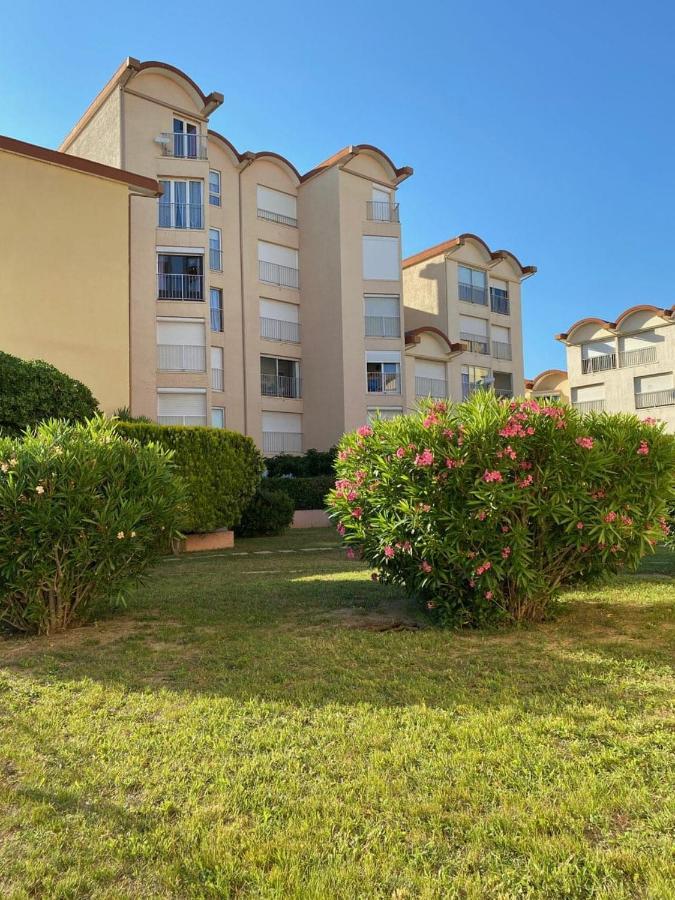Sur Le Port, Studio Avec Vue Sur La Marina Apartment Gruissan Bagian luar foto