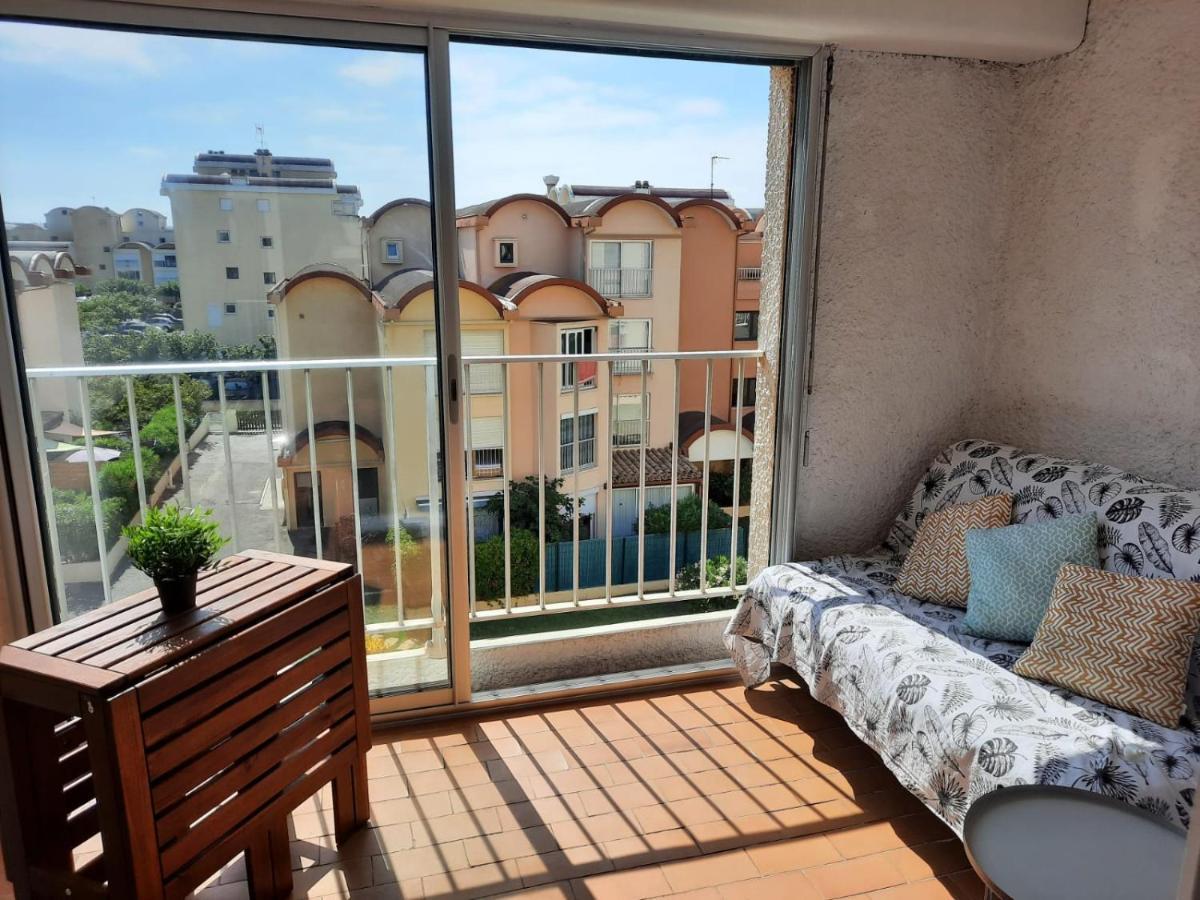 Sur Le Port, Studio Avec Vue Sur La Marina Apartment Gruissan Bagian luar foto